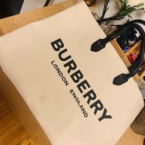 Burberry logo large tote